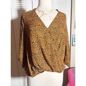 All In Favor | Women’s | Blouse | S | Boutique Brand New Flouncy Top